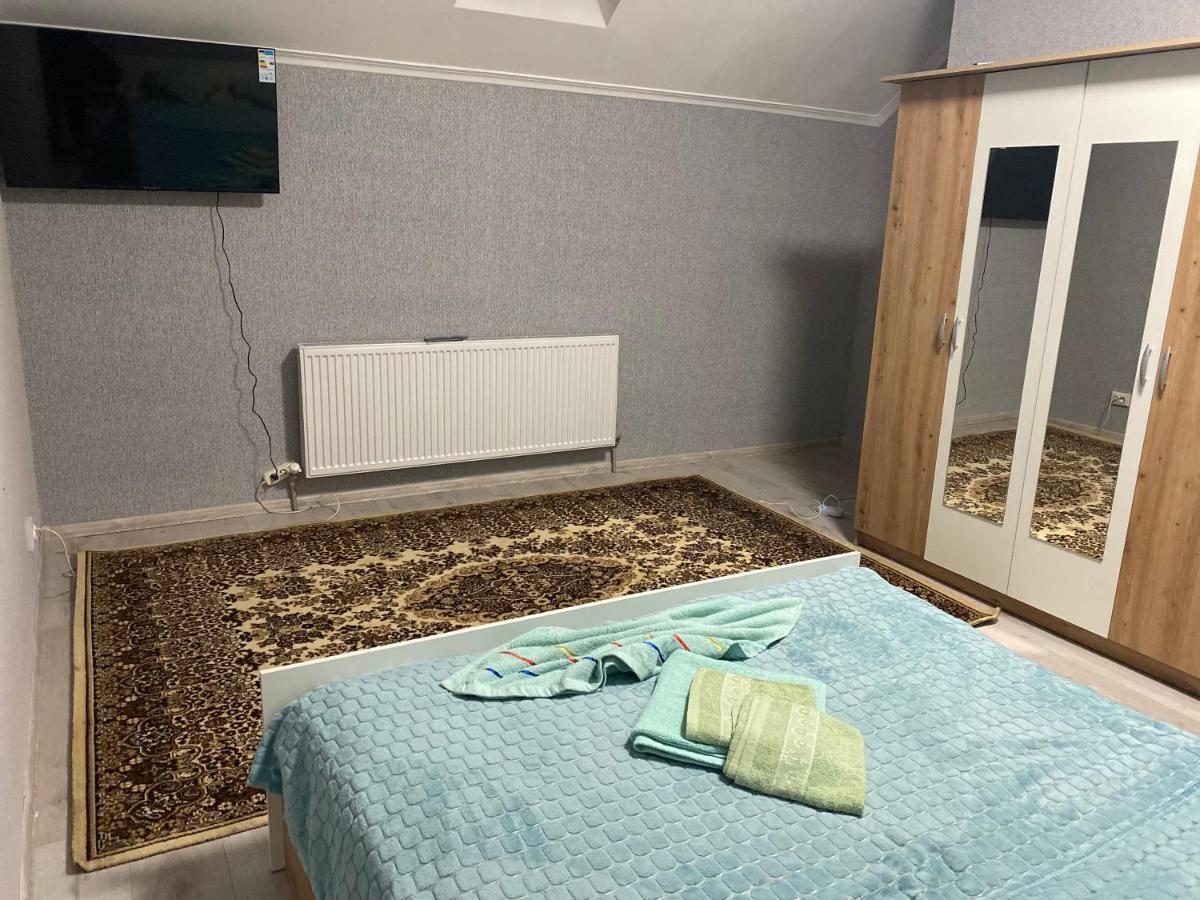 Катерина Otel Chynadiyovo Dış mekan fotoğraf