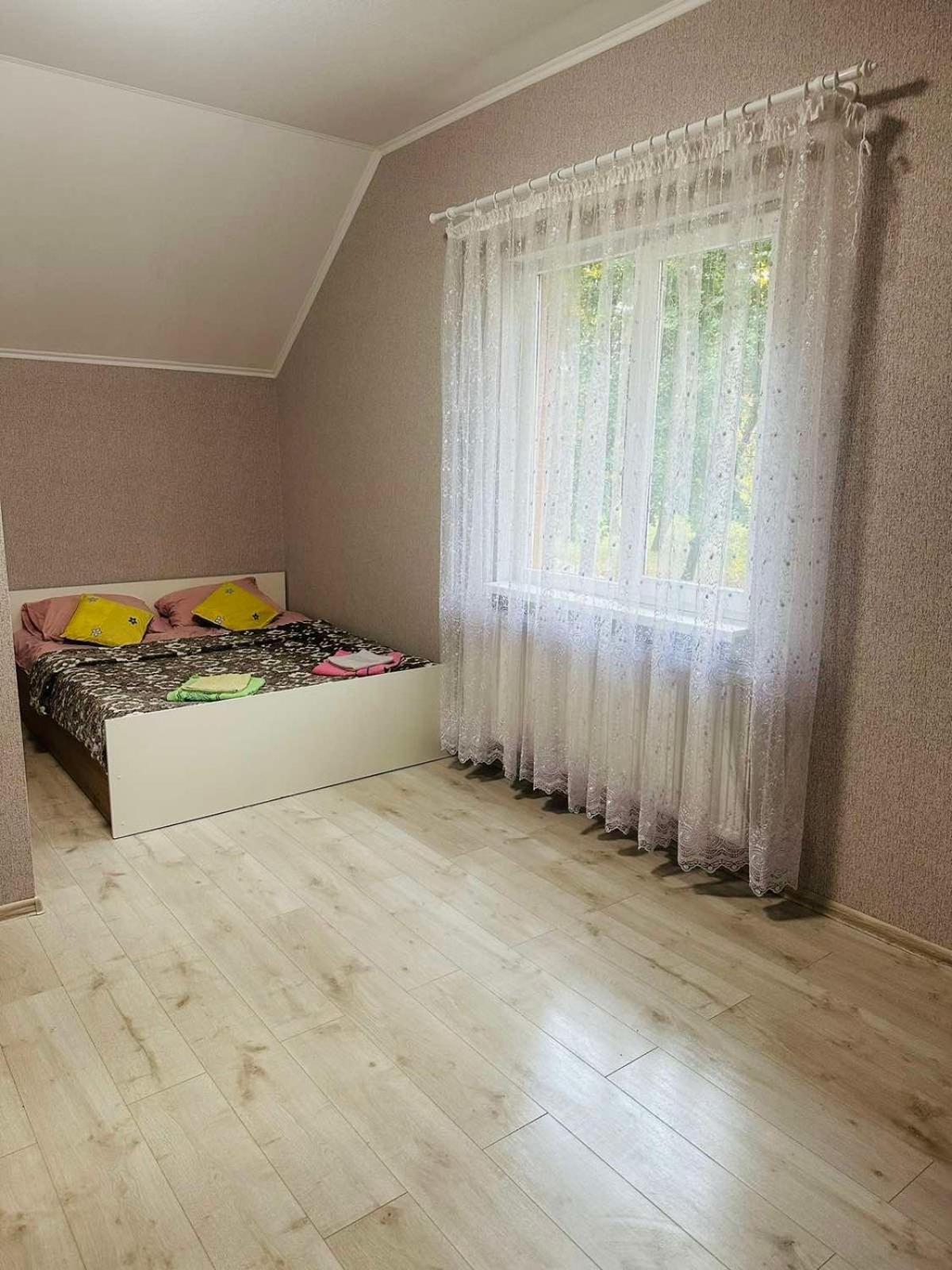 Катерина Otel Chynadiyovo Dış mekan fotoğraf